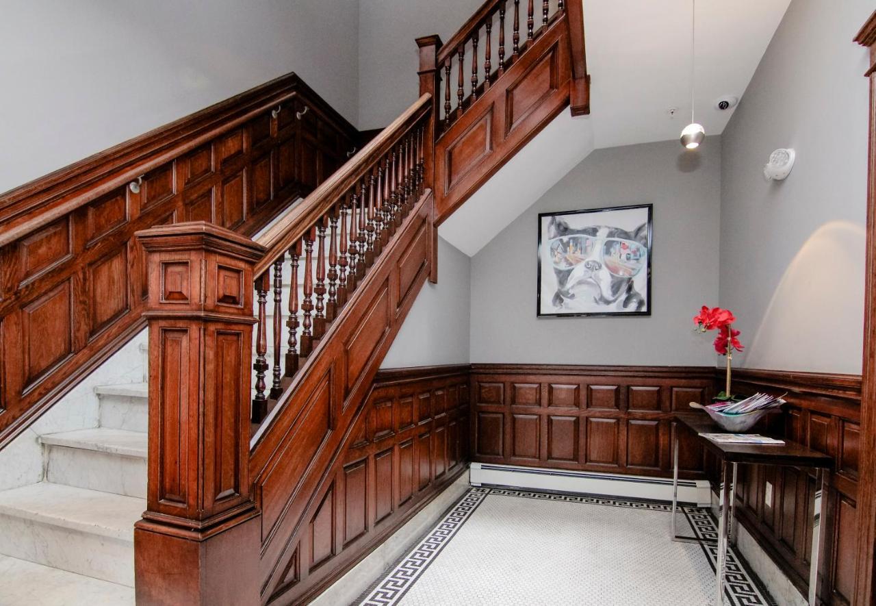 A Stylish Stay W/ A Queen Bed, Heated Floors.. #37 Brookline Exterior foto